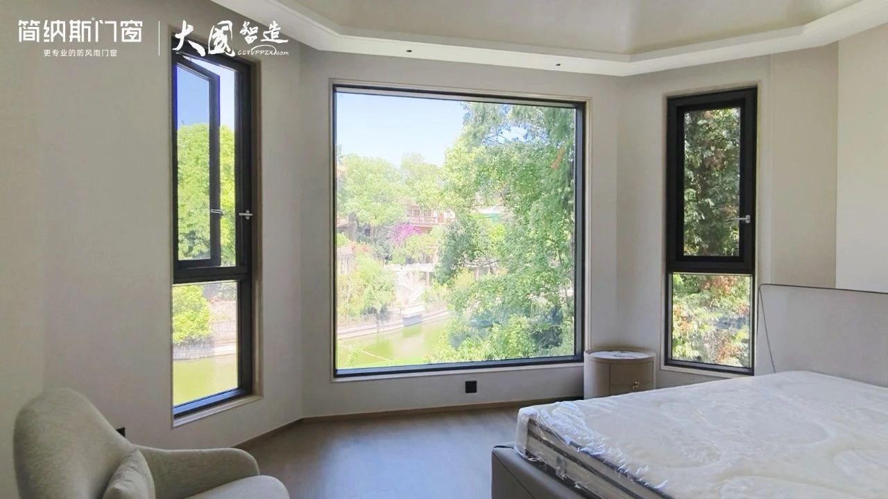 购窗必看 | 封窗要不要用超白玻？